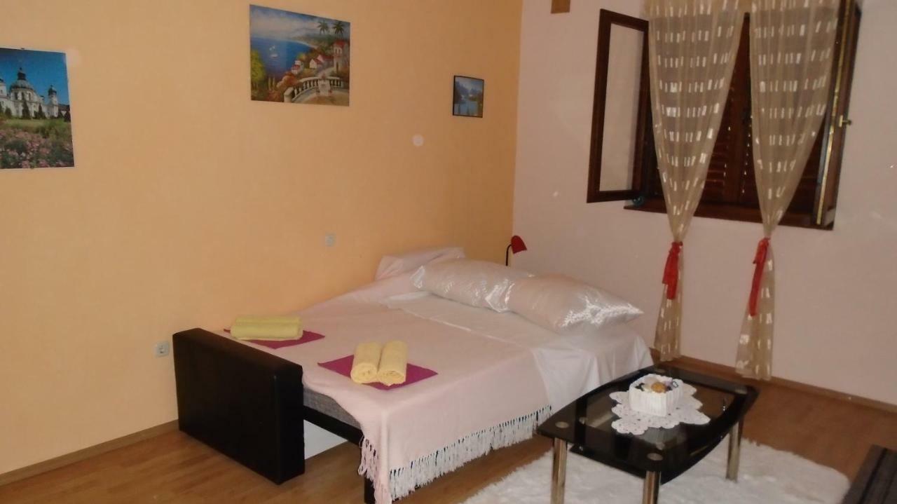 Apartmani A.Teskera 特罗吉尔 外观 照片